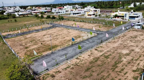 House for Sale – Prime Location