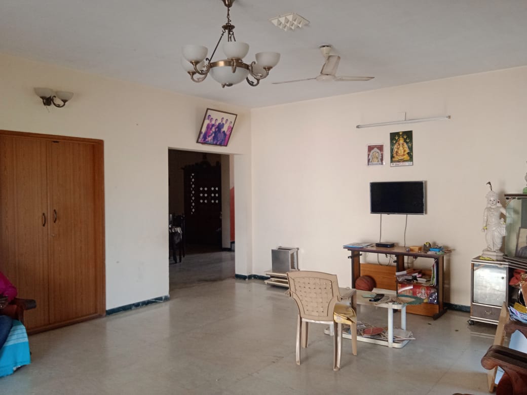 Re Sale Gated Community Villa / Bungalow 